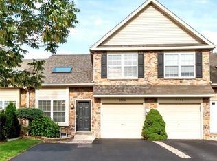 5502 Tanglewood Ln, Allentown, PA 18106