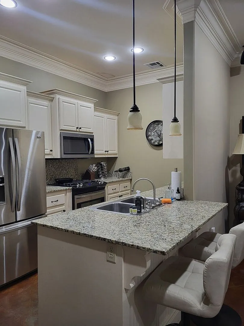Charming 3BR House in Lafayette — Photo 2