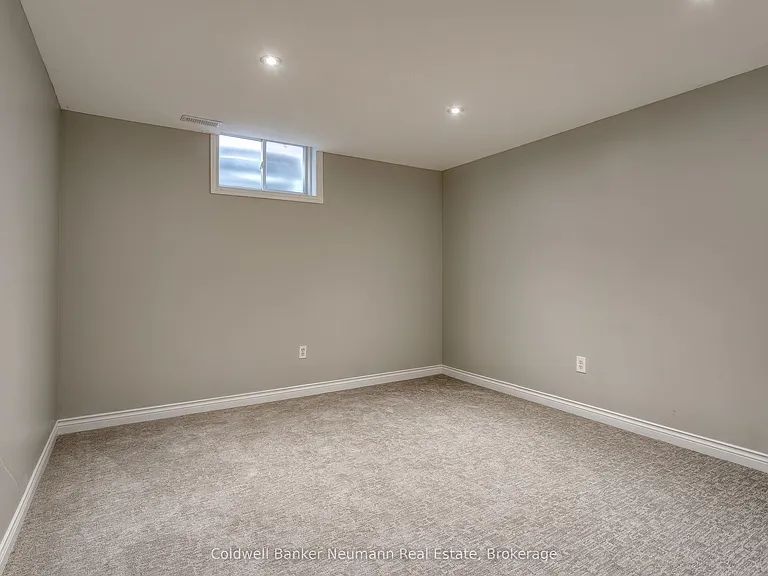 10 McGarr Dr — Photo 29