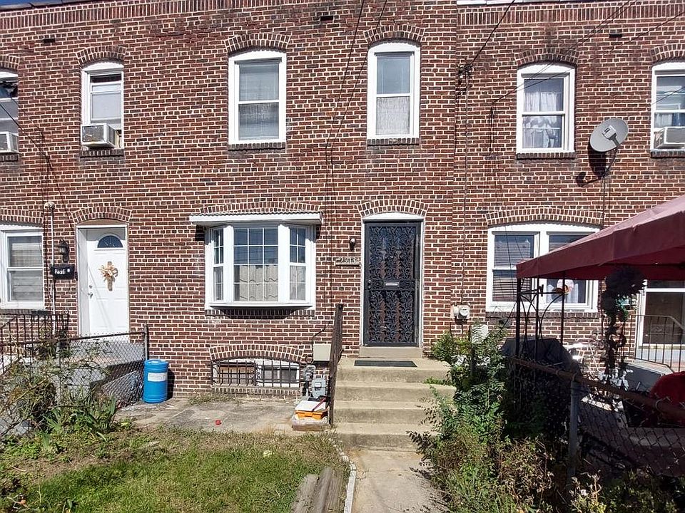 1st image of 2913 Royden St