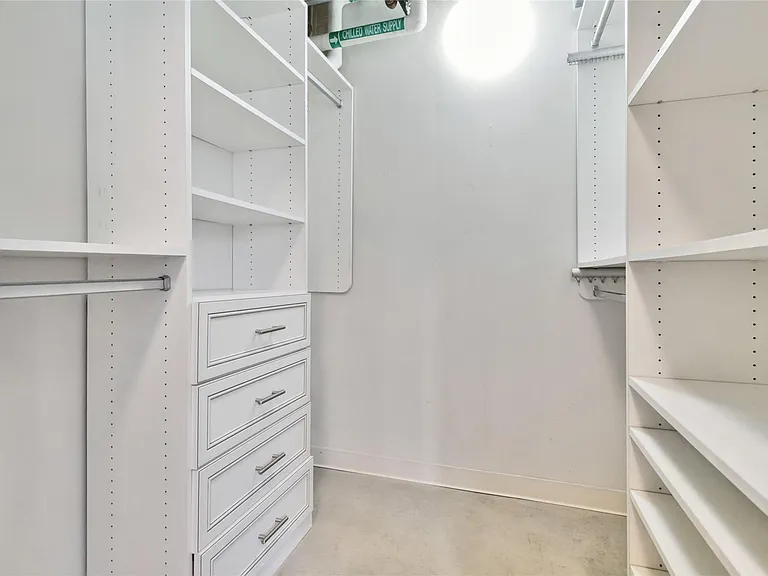 800 Brazos St #803 — Photo 16