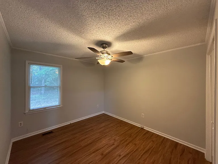 7905 Haverstraw Ct — Photo 9