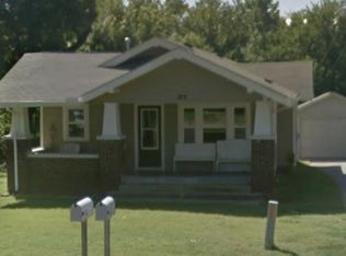 812 E Bryan Ave, Sapulpa, OK 74066