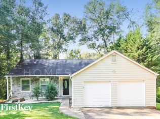 824 Riverstone Ln, Woodstock, GA 30188