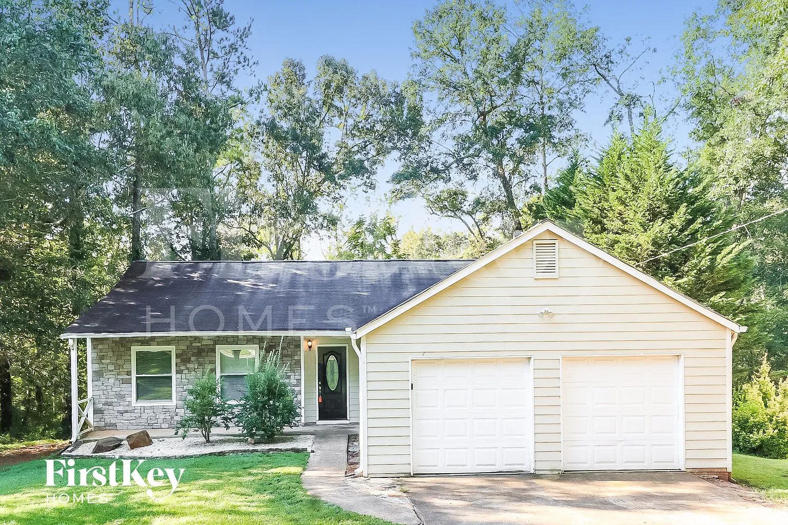 824 Riverstone Ln photo 1