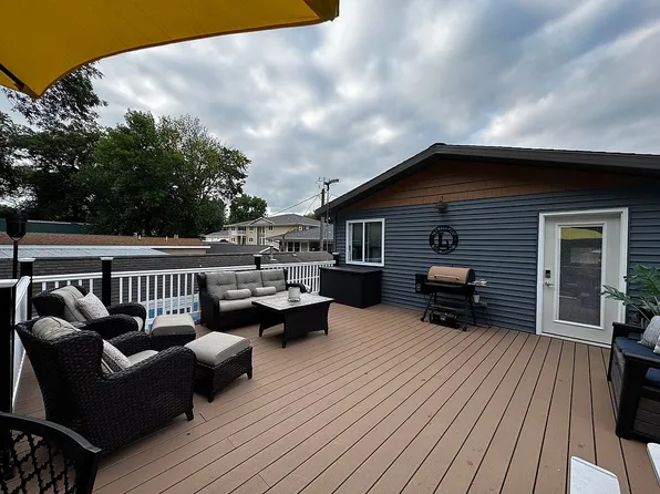 92 Rohr St #4, Arnolds Park, IA 51331