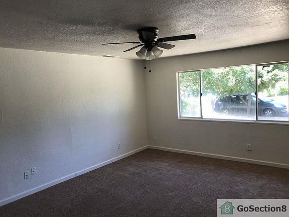 3rd image of 3502 N Ezie Ave