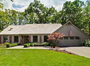 45 Lancaster Ln, Lincolnshire, IL