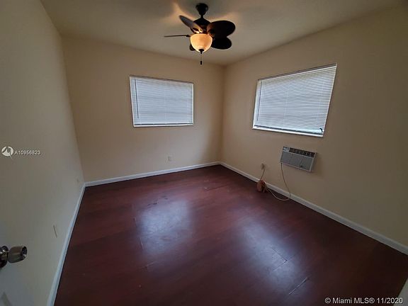 3rd image of 1000 NW 2nd St APT 1