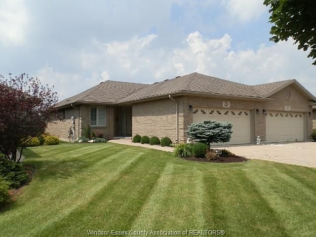 1st image of 1487 Imperial Cres