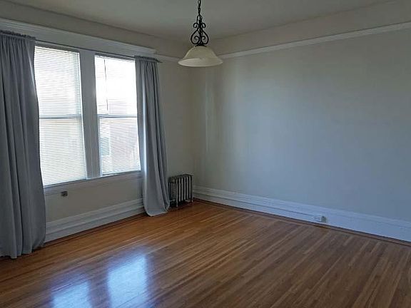 4th image of 1201 Leavenworth St