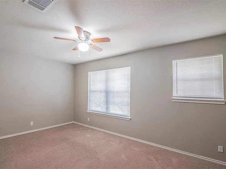 1802 Vanderhill Cv — Photo 14