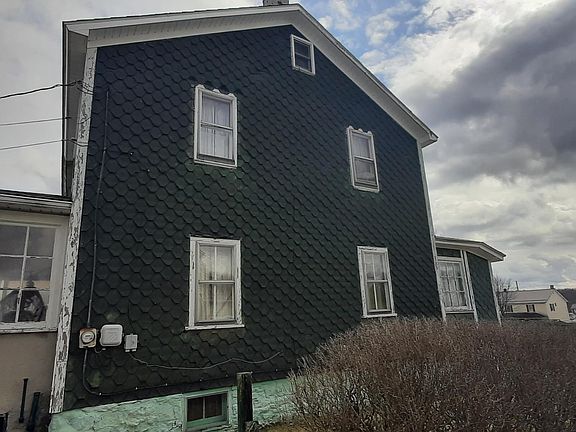 2nd image of 196 Wood Ave