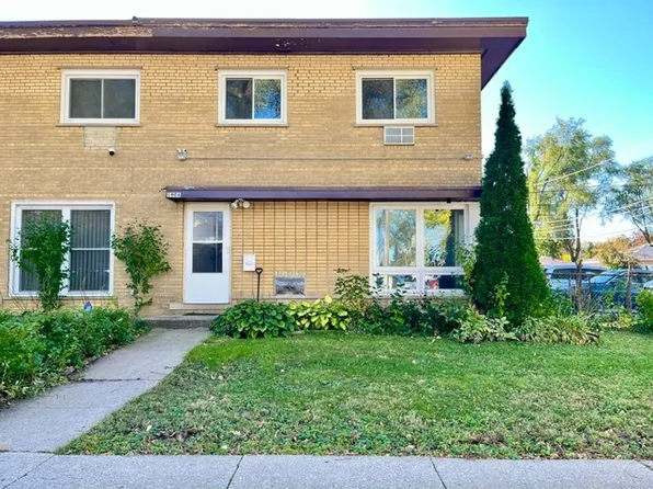 1908 Lee St, Evanston, IL 60202