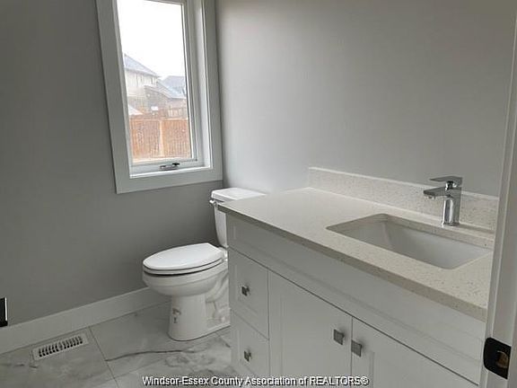 5th image of 85 Bordeaux Pl