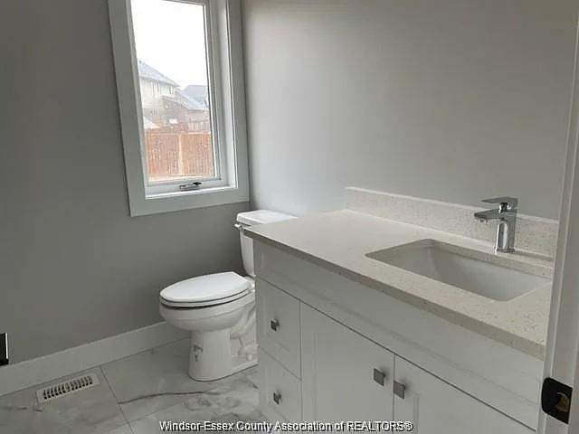 85 Bordeaux Pl — Photo 5