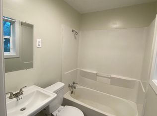 102 Lindsay Rd, Seneca, SC 29678