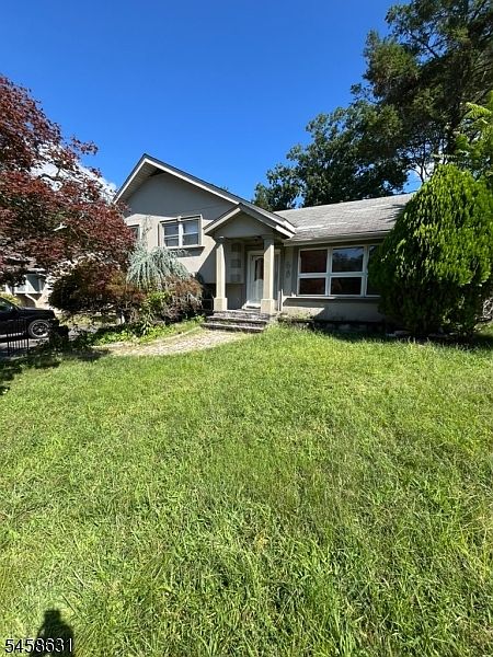 1st image of 68 Westland Rd