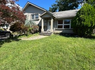 68 Westland Rd, Cedar Grove, NJ 07009