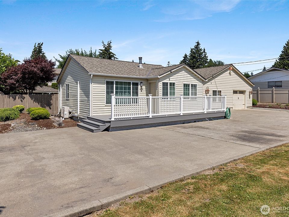 1st image of 4507 72nd Street E