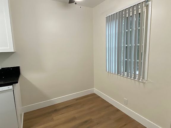 3rd image of 3045 Clyde Ave APT 7