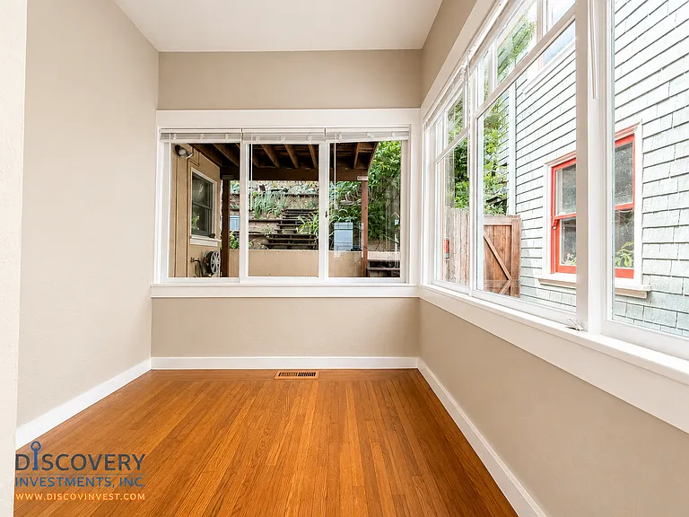 460 Stow Ave — Photo 15
