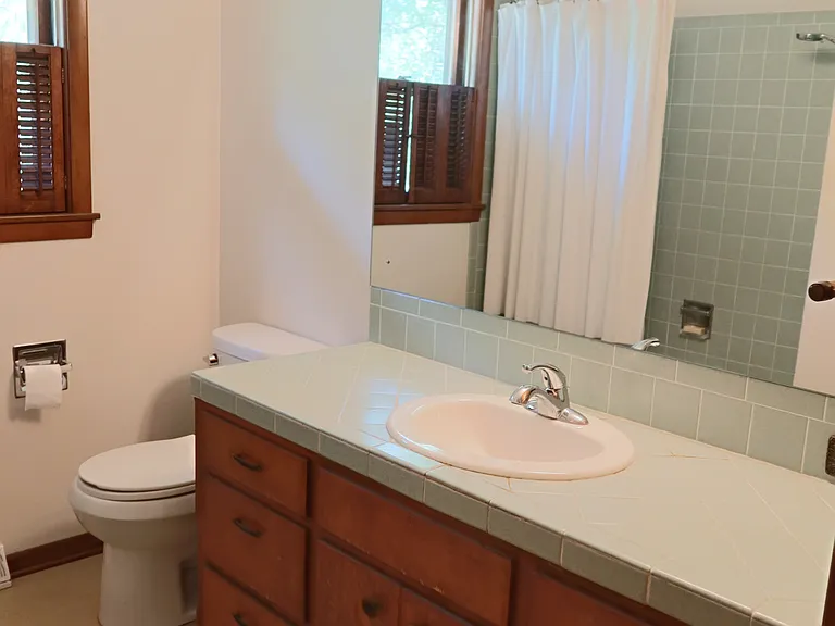 Upstairs Bathroom