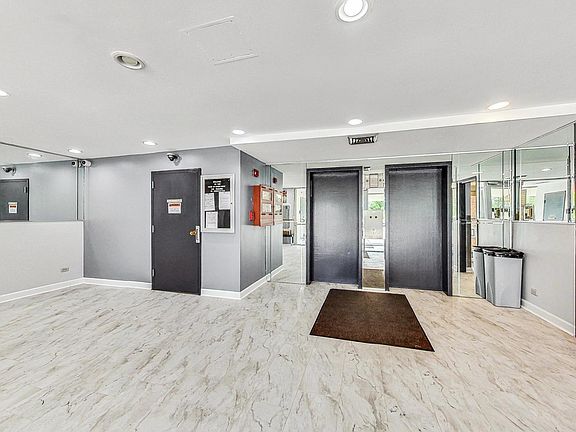 4th image of 300 Park Ave APT 445