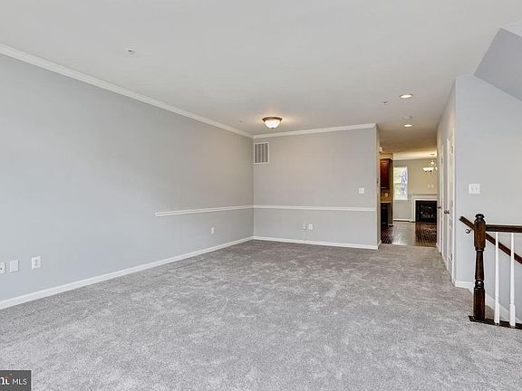 4th image of 7324 Mockingbird Cir