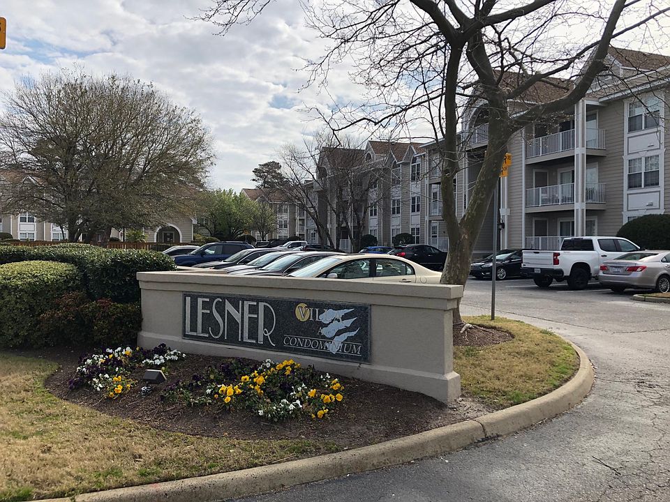 Lesner Villa Condo's, great location off Shore Dr.