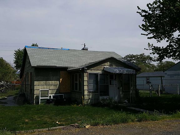3rd image of 2223 W 9th Pl