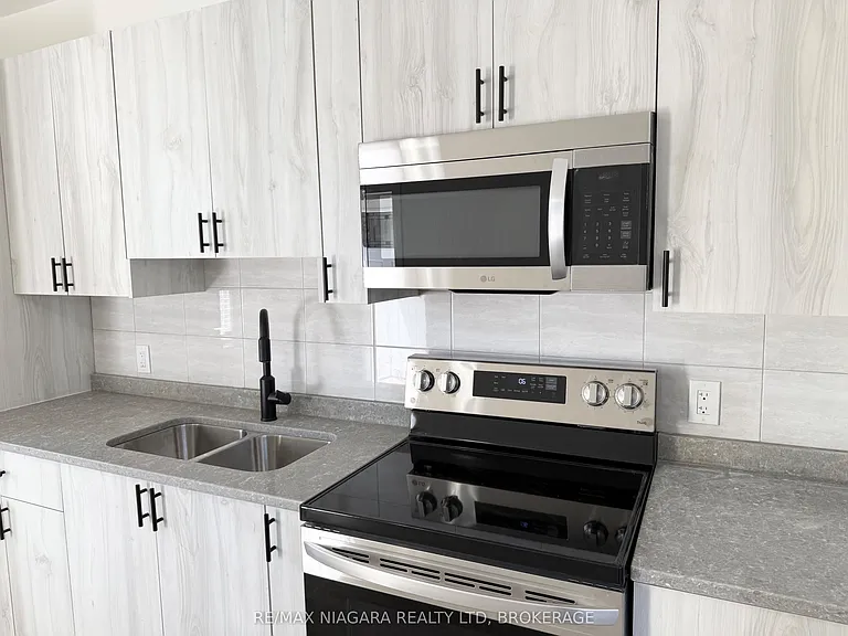 4711 River Rd #2 — Photo 9
