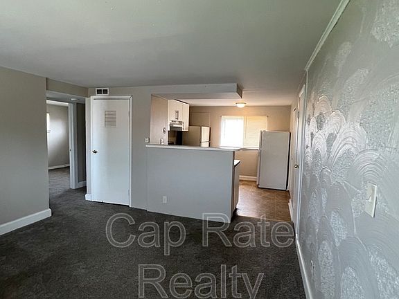5th image of 3632 Cushing Dr APT C