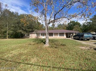 6504 Pioneer Trl, Moss Point, MS 39562