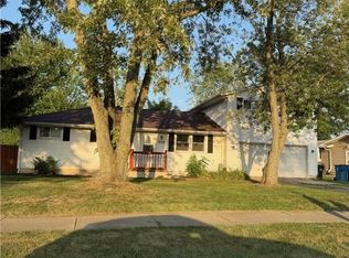 805 Roberts St, Sheffield Lake, OH 44054