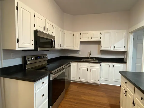 95 Milton Ave, Ballston Spa, NY 12020