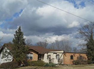 403 Lorene Dr, O'Fallon, MO 63366