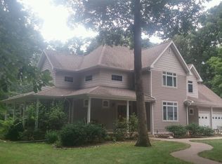 8 Camp Lee Ests, Sullivan, IL 61951