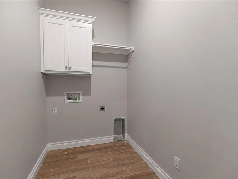 8732 Poppey Pl — Photo 16