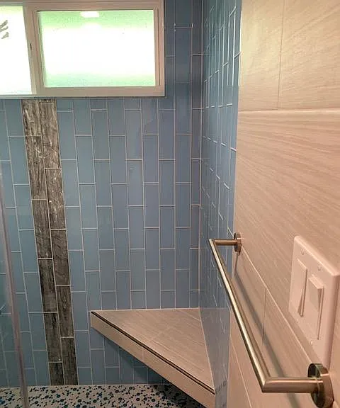 660 W 28th St #D — Photo 23
