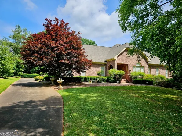 122 Tara Dr, Dawsonville, GA 30534