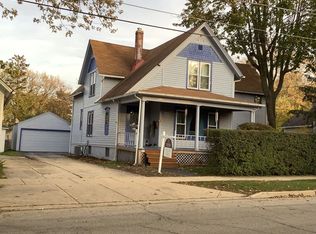 409 Hill Ave, Elgin, IL 60120