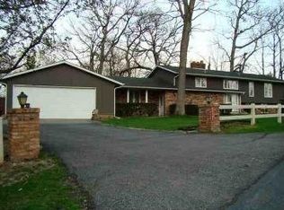 11785 83rd Ave, Blue Grass, IA 52726