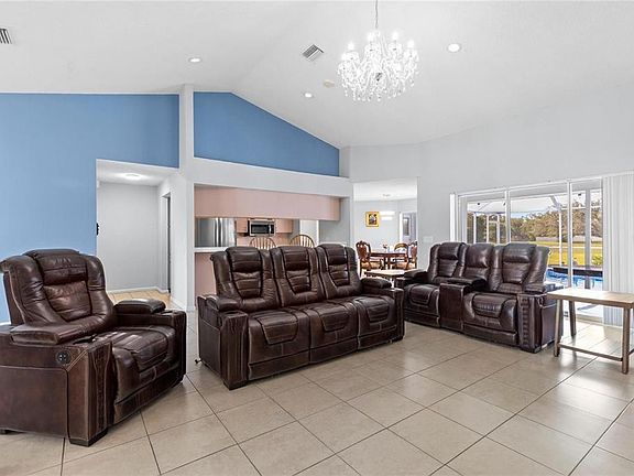 5th image of 10446 Baylor Dr