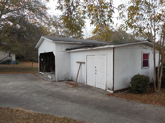 5th image of 7636 Conyers St