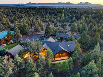 64145 Hunnell Rd, Bend, OR, 97703