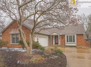 9933 Century Ln, Lenexa, KS 66215