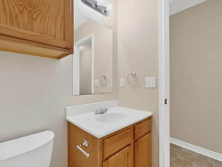 117 W Wilson Ave — Photo 25