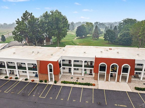 3rd image of 9035 Greenway Blvd