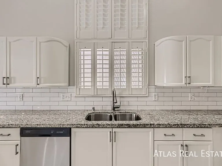 7824 White Grass Ave — Photo 13